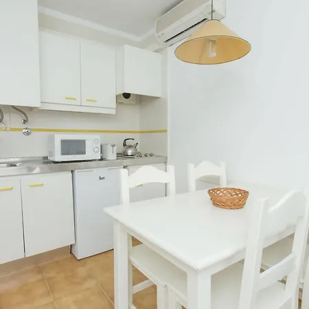 Massol 포엔샤 항구